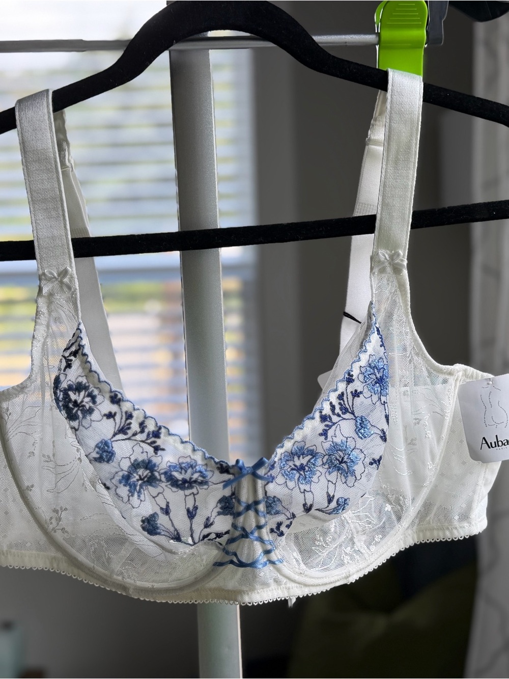 Aubade White Bra with Blue Floral Embroidery